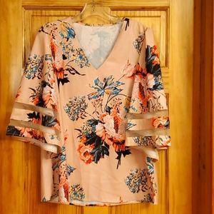 Dress top w/ Butterfly sleeves